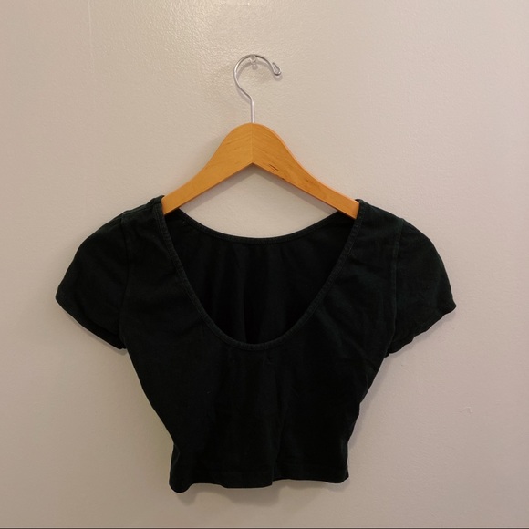 Brandy Melville | black low back crop top - Picture 2 of 2